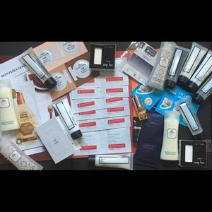 Huge 45+ Beauty/Wellness Sample LOT! +10 FREE gift